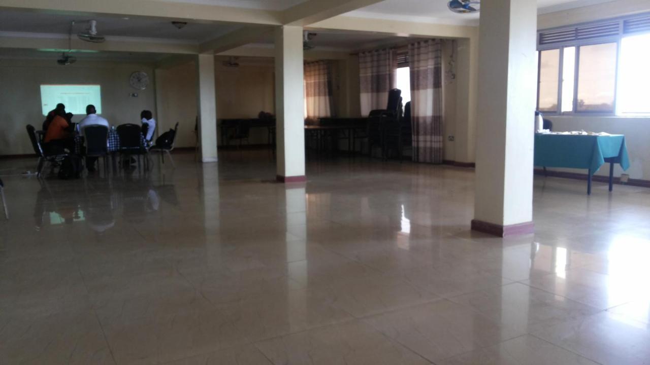 Hotel Good News Lira Ngoại thất bức ảnh