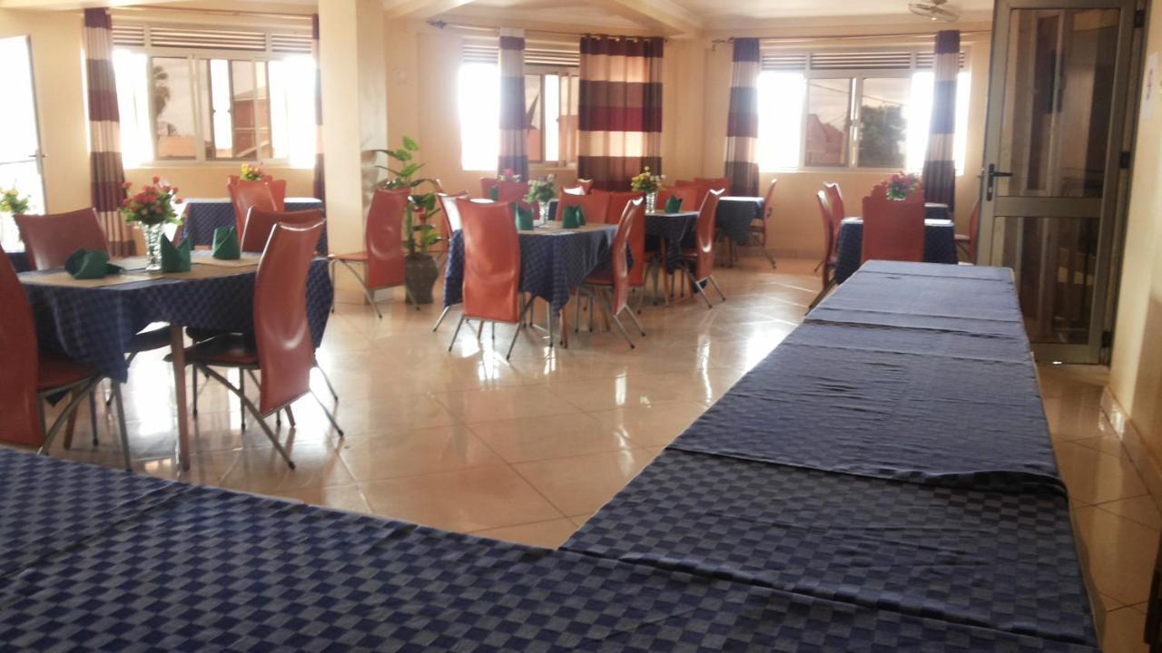 Hotel Good News Lira Ngoại thất bức ảnh